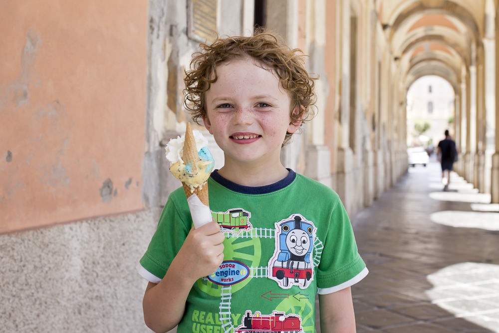 Every family needs to test as many Gelato shops as possible while in Italy, are you a try every flavour or stick to your favourites kid of person. Great stop-off when having family portraits in Italy with Etta Images Italy
