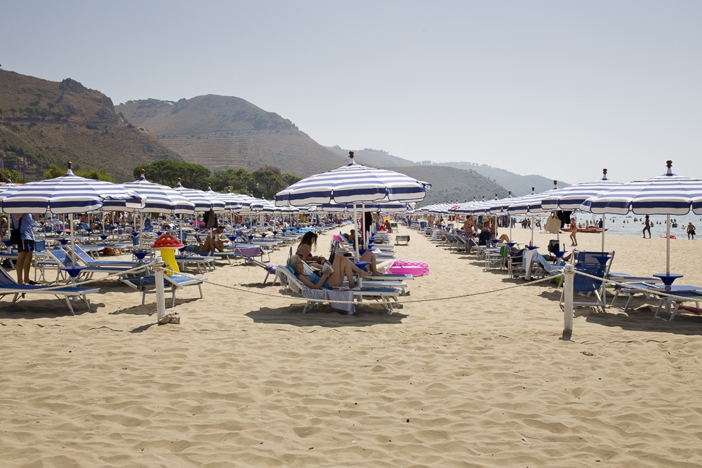White sand beaches of Serapo, Scissure, Speronga in Italy, A perfect place to visit in Italy with children. Etta Images Italy